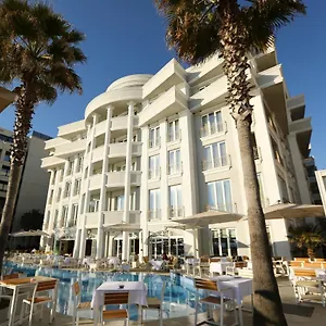 Palace & 5* Durrës